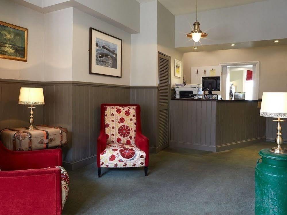 The George Inn โรเบิร์ตส์บริดจ์ ภายนอก รูปภาพ